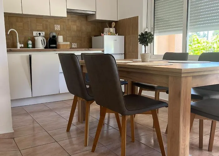 ***quiet Place Near Sea And National Park***
